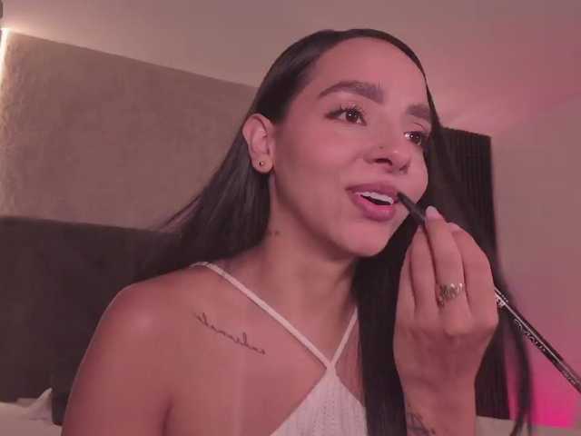 ValentinaMilan live cam on BongaCams
