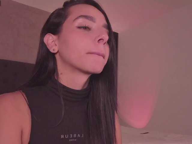 ValentinaMilan live cam on BongaCams