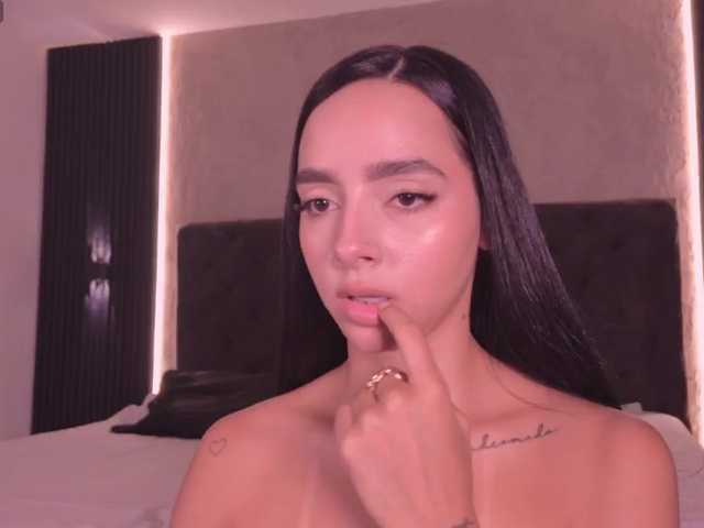 ValentinaMilan live cam on BongaCams