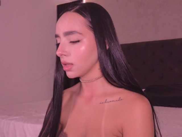 ValentinaMilan live cam on BongaCams