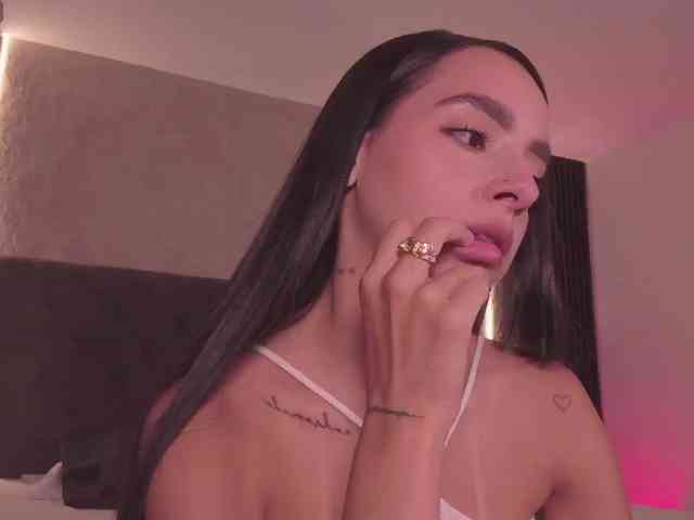 ValentinaMilan webcam