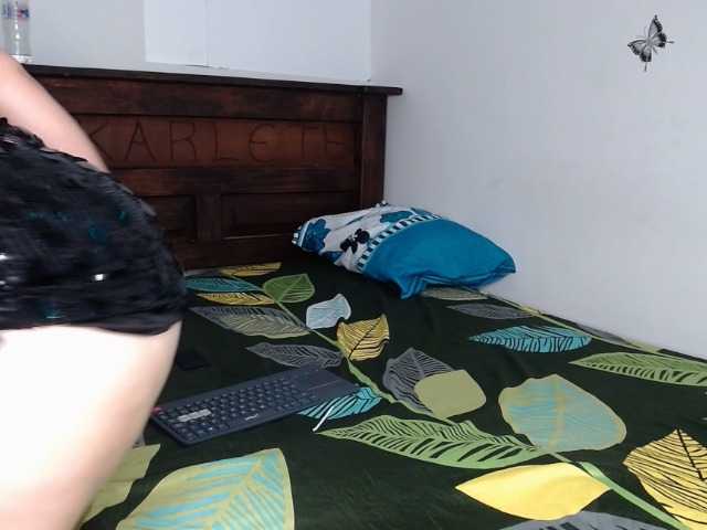 Angela1-1 live cam on BongaCams