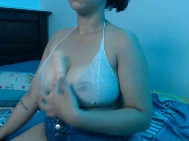 Angela1-1