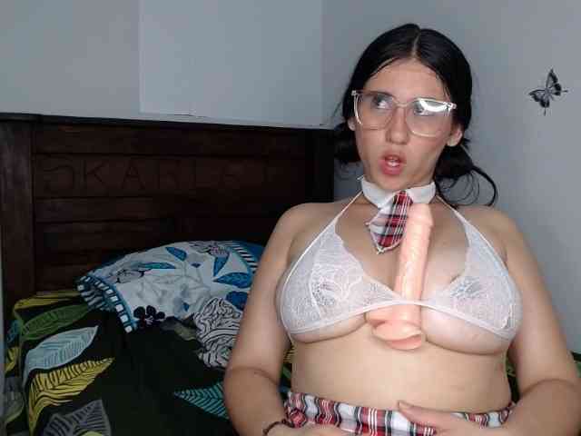 Angela1-1