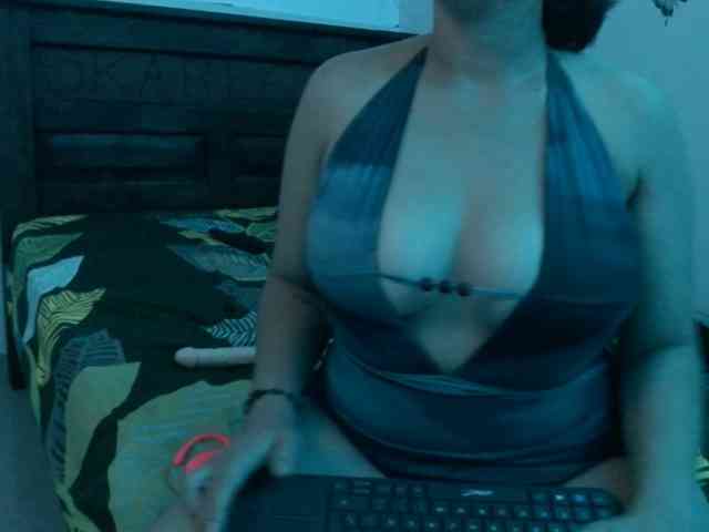 Angela1-1