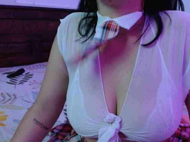 Angela1-1 webcam