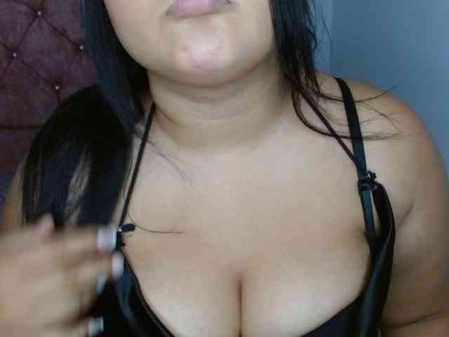 Angela1-1