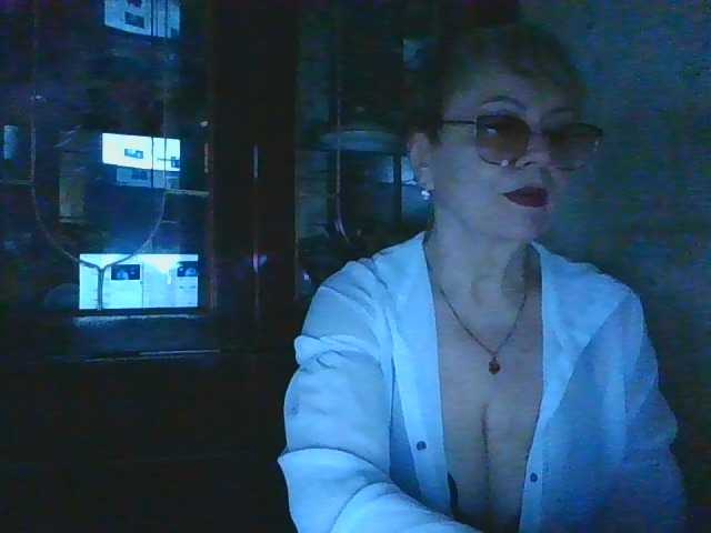 SophieBurnsのBongaCams配信画像
