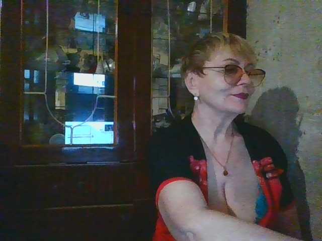 SophieBurns live cam preview