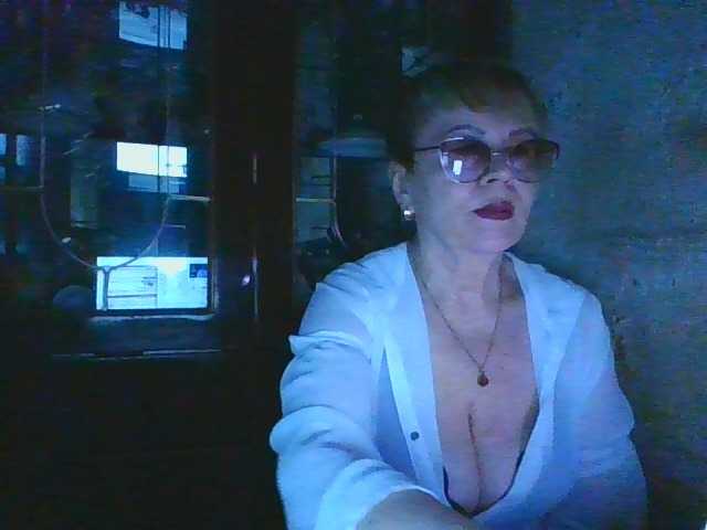 SophieBurns, live now on BongaCams