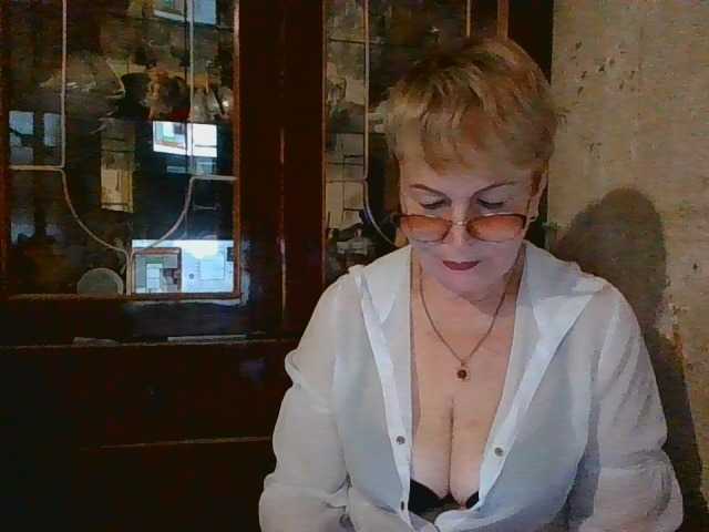 SophieBurns live cam on BongaCams