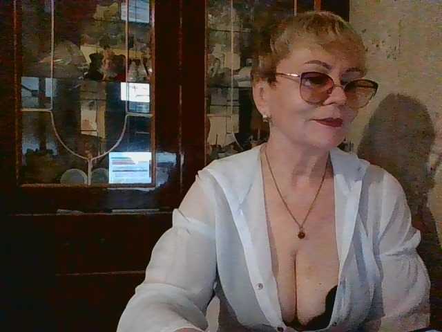 SophieBurns live cam preview