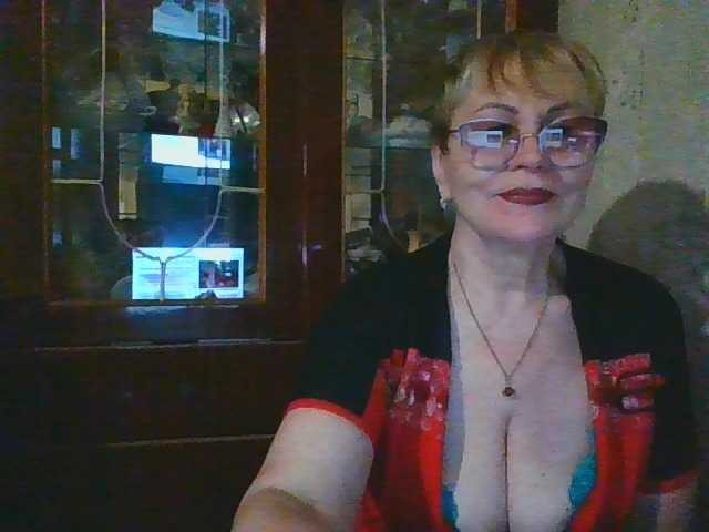 SophieBurns, en vivo ahora en BongaCams