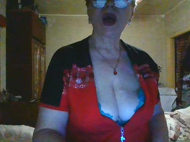 SophieBurns live cam preview