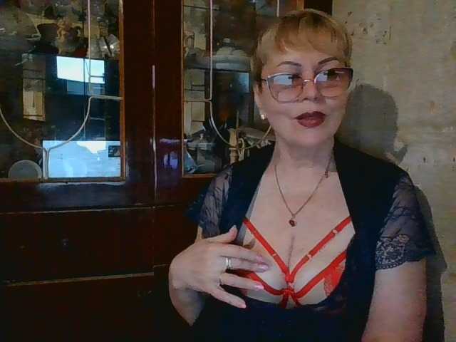 SophieBurns live cam on BongaCams