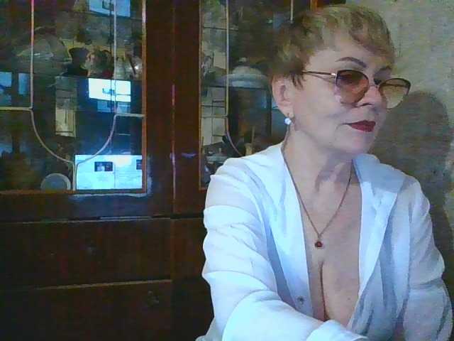 SophieBurns live cam on BongaCams