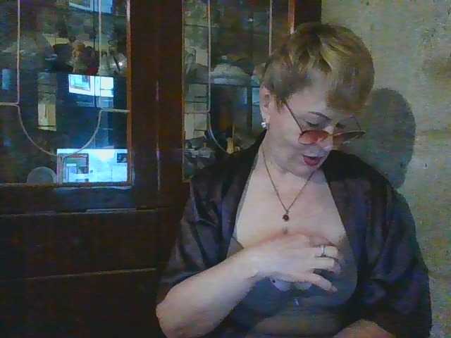 SophieBurns, en directo ahora en BongaCams