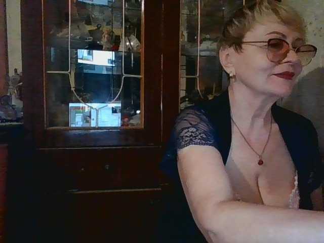 SophieBurns live cam on BongaCams