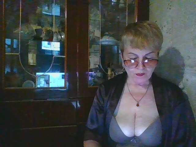 SophieBurns, en directo ahora en BongaCams