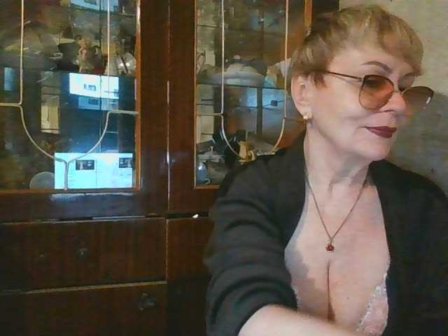 SophieBurns live cam on BongaCams