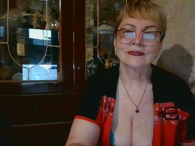 SophieBurns live cam on BongaCams