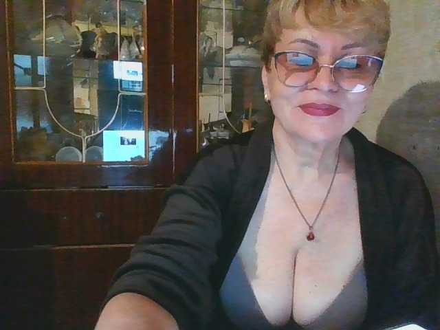 SophieBurns live cam on BongaCams