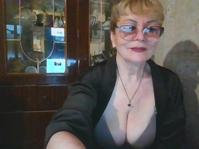 SophieBurns live cam on BongaCams