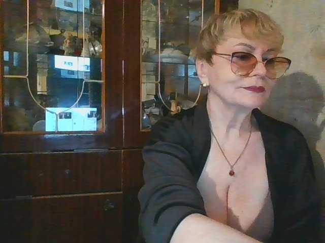 SophieBurns live cam on BongaCams
