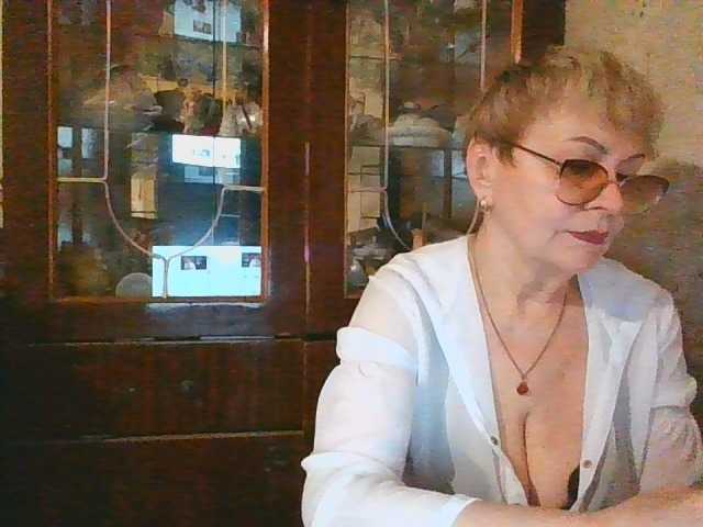 SophieBurns live cam on BongaCams