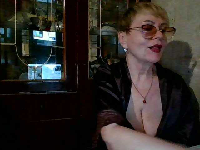 SophieBurns webcam bongacams model stream image