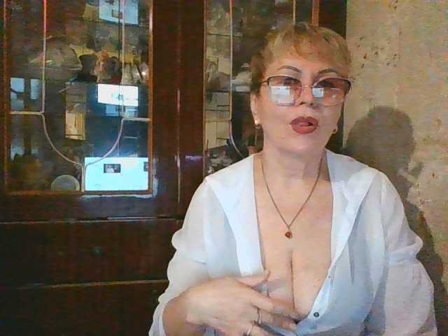 SophieBurns live cam on BongaCams
