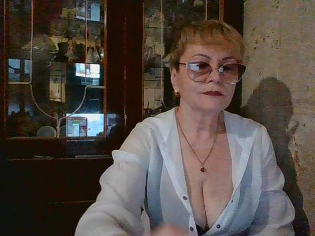 SophieBurns webcam bongacams model stream image