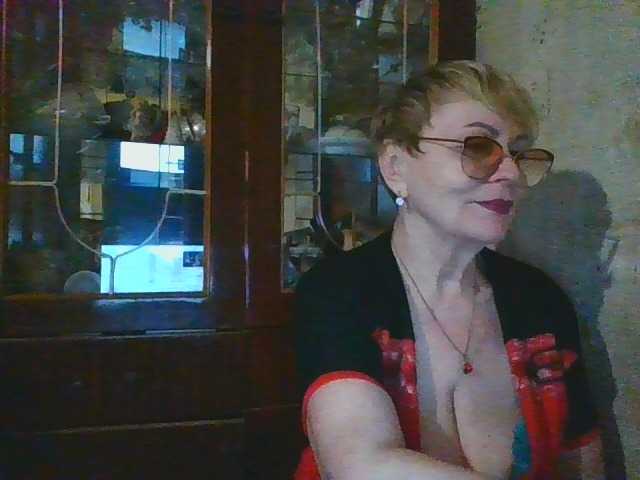 SophieBurns live cam preview