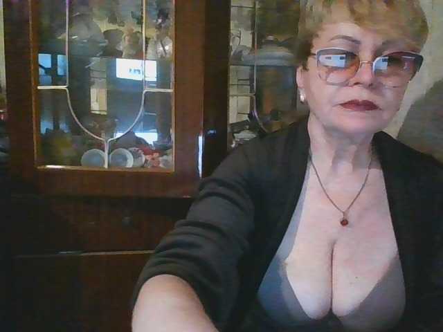 SophieBurns live cam on BongaCams