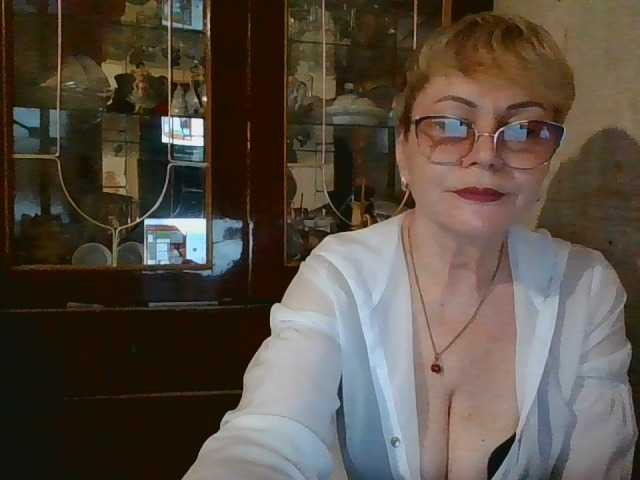 SophieBurns webcam bongacams model stream image