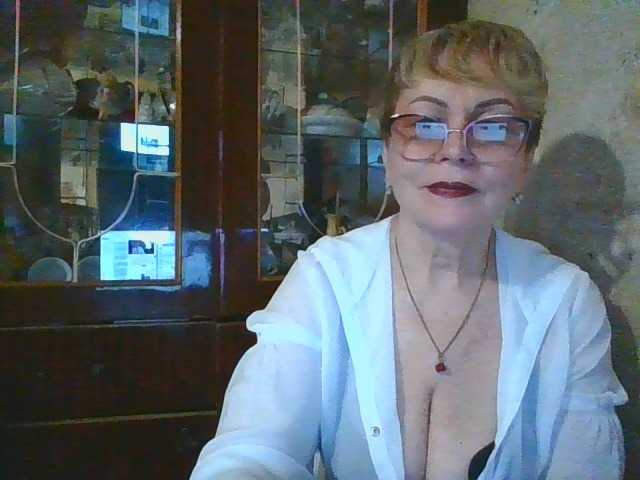 SophieBurns live cam on BongaCams