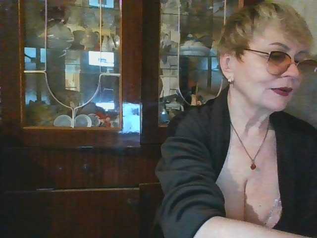 SophieBurns live cam on BongaCams