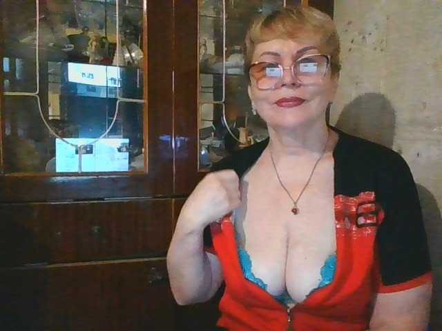 SophieBurns live cam on BongaCams