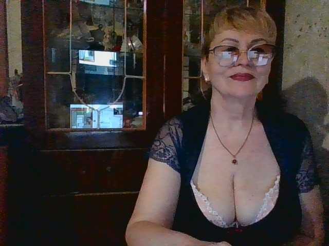 SophieBurns webcam bongacams model stream image