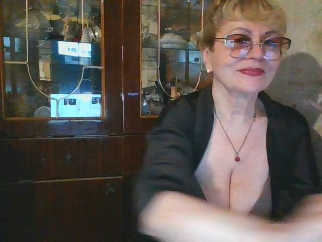 SophieBurns live cam on BongaCams