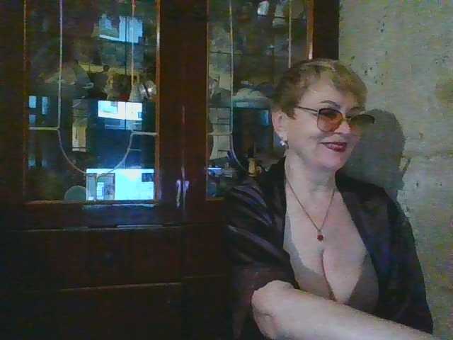 SophieBurns, live now on BongaCams