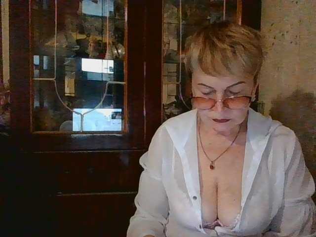 SophieBurns live cam on BongaCams