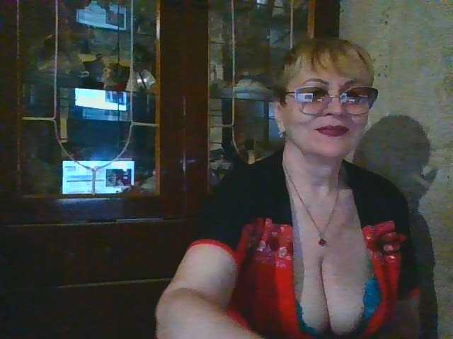 SophieBurns, en vivo ahora en BongaCams