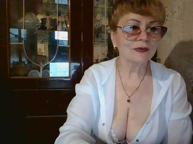 SophieBurns live cam preview