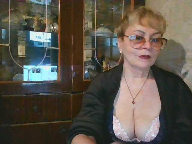 SophieBurns live cam on BongaCams