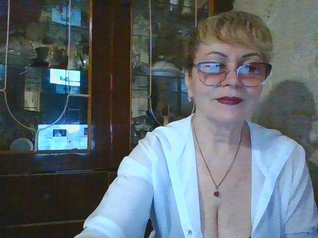 SophieBurns live cam on BongaCams