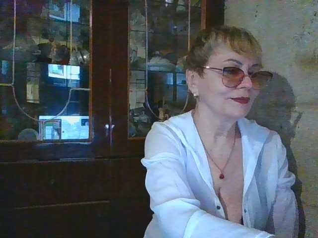 SophieBurns, live now on BongaCams