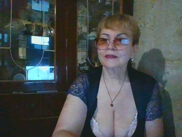 SophieBurns live cam on BongaCams