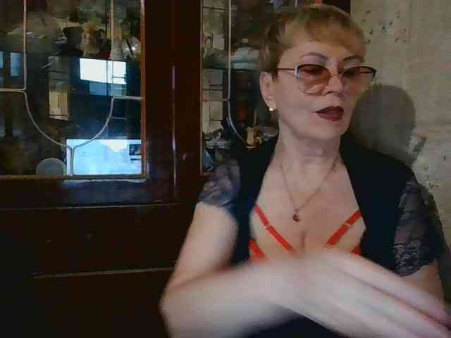 SophieBurns webcam
