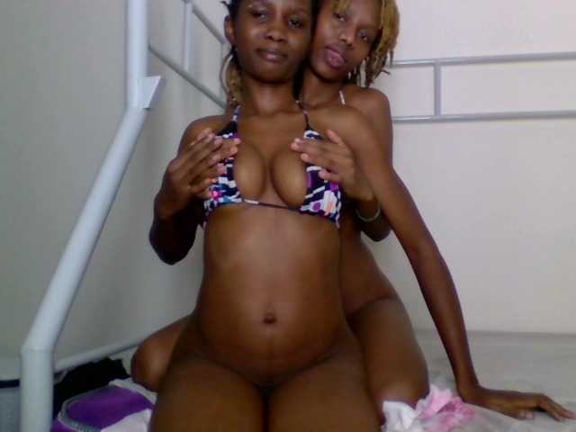 Theemisssexxy live cam on BongaCams
